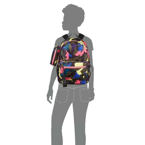 Backpack - Picture 3 of 6